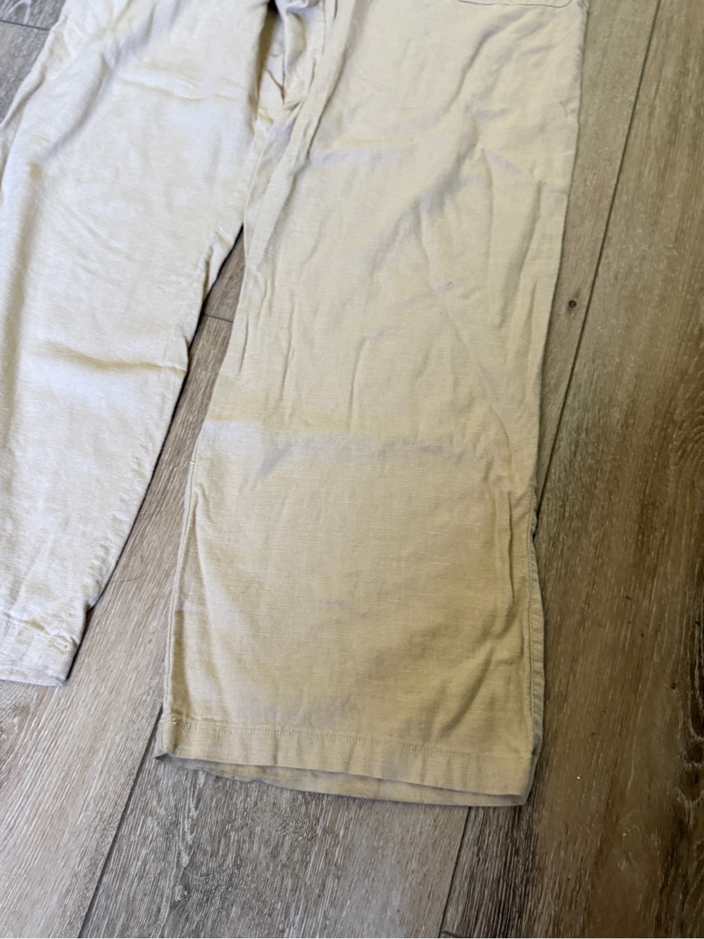 GAP Men's Light Beige Drawstring Joggers - Picture 2 of 4